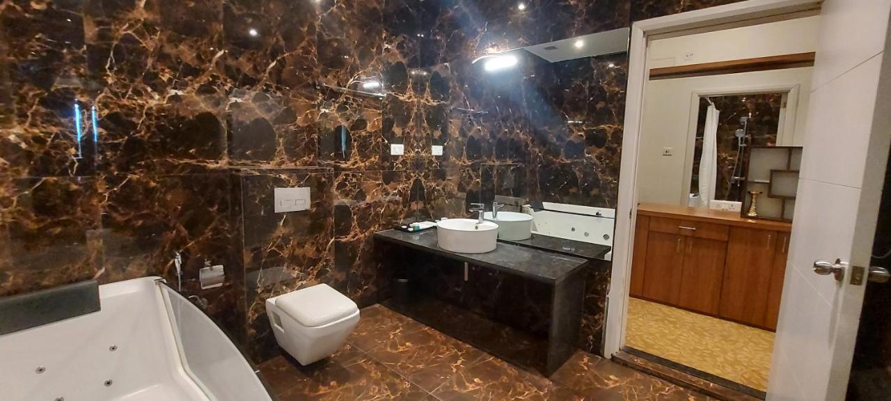 The Windmill Resorts Malvan Luaran gambar