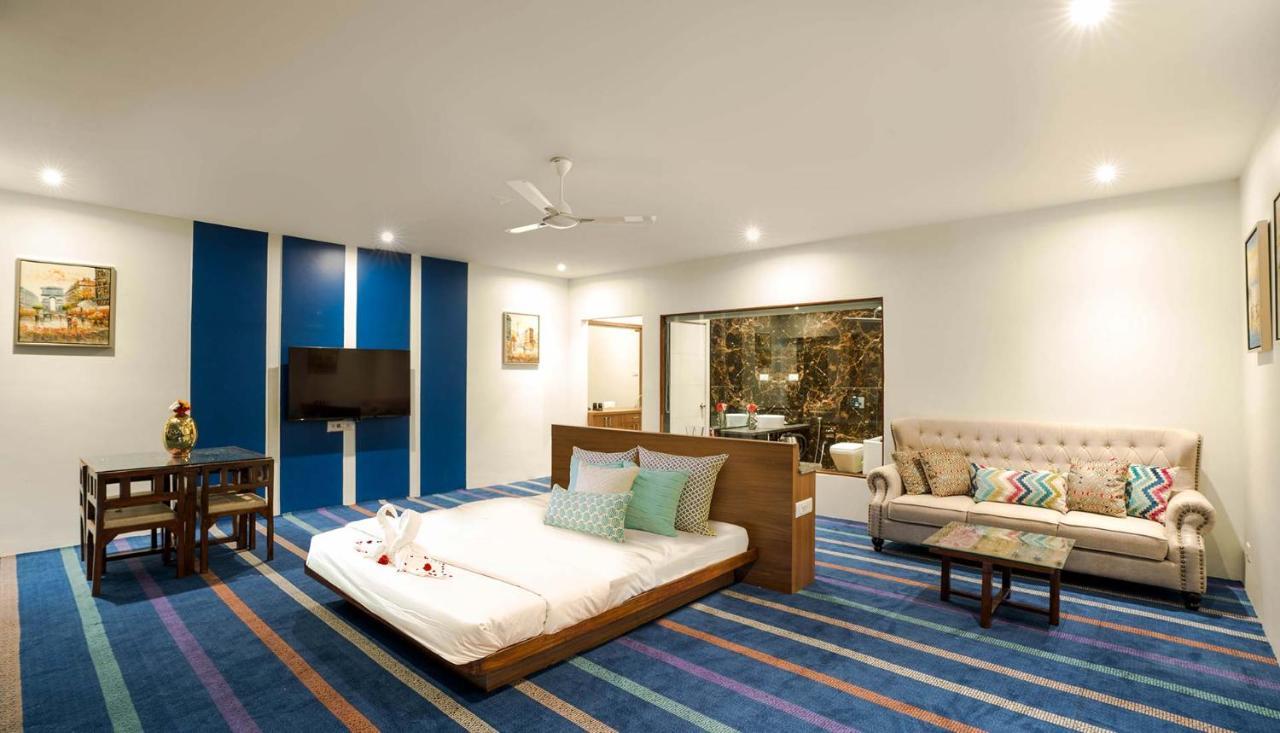 The Windmill Resorts Malvan Luaran gambar